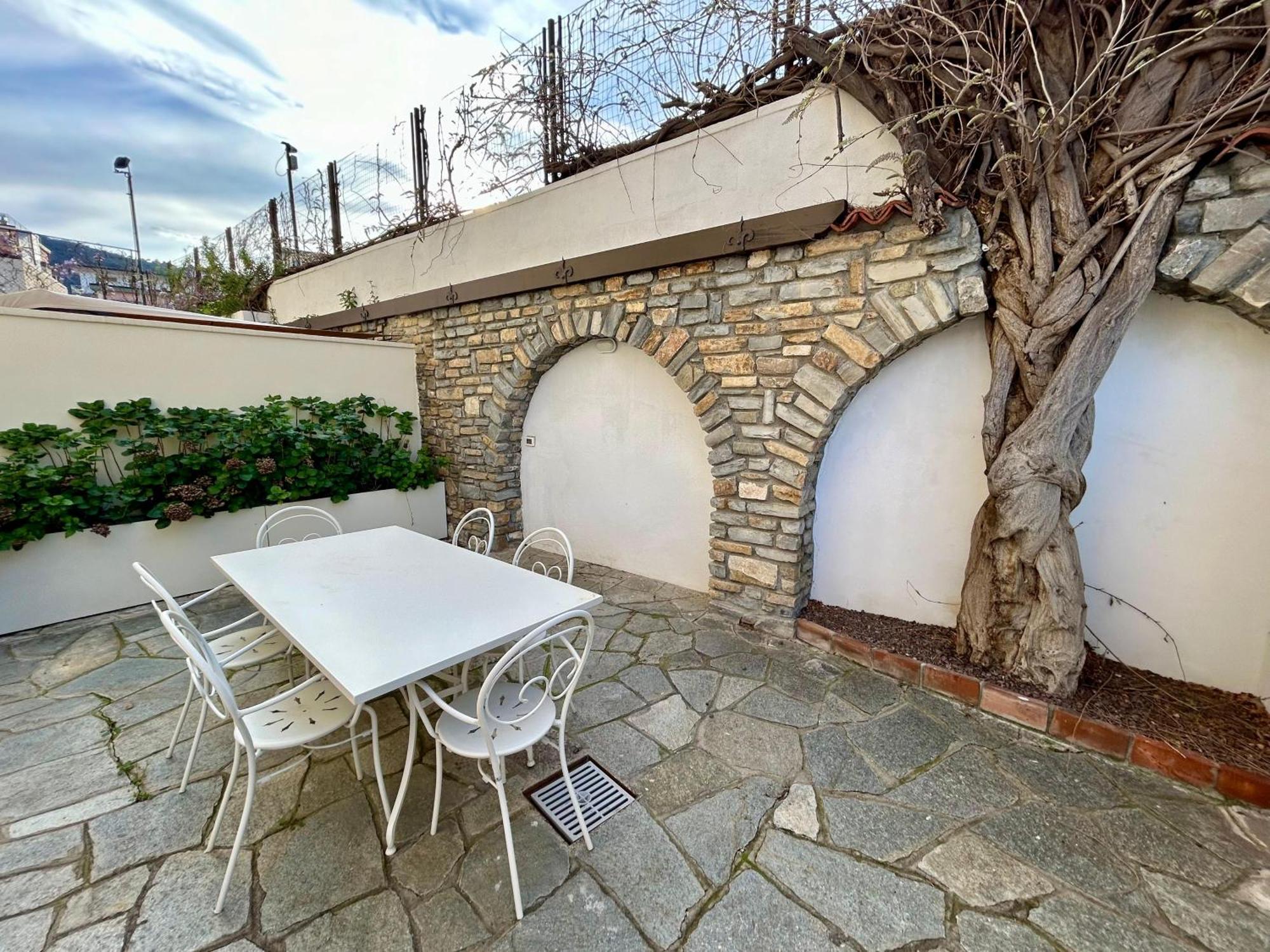 Villa In Alassio Centro *
