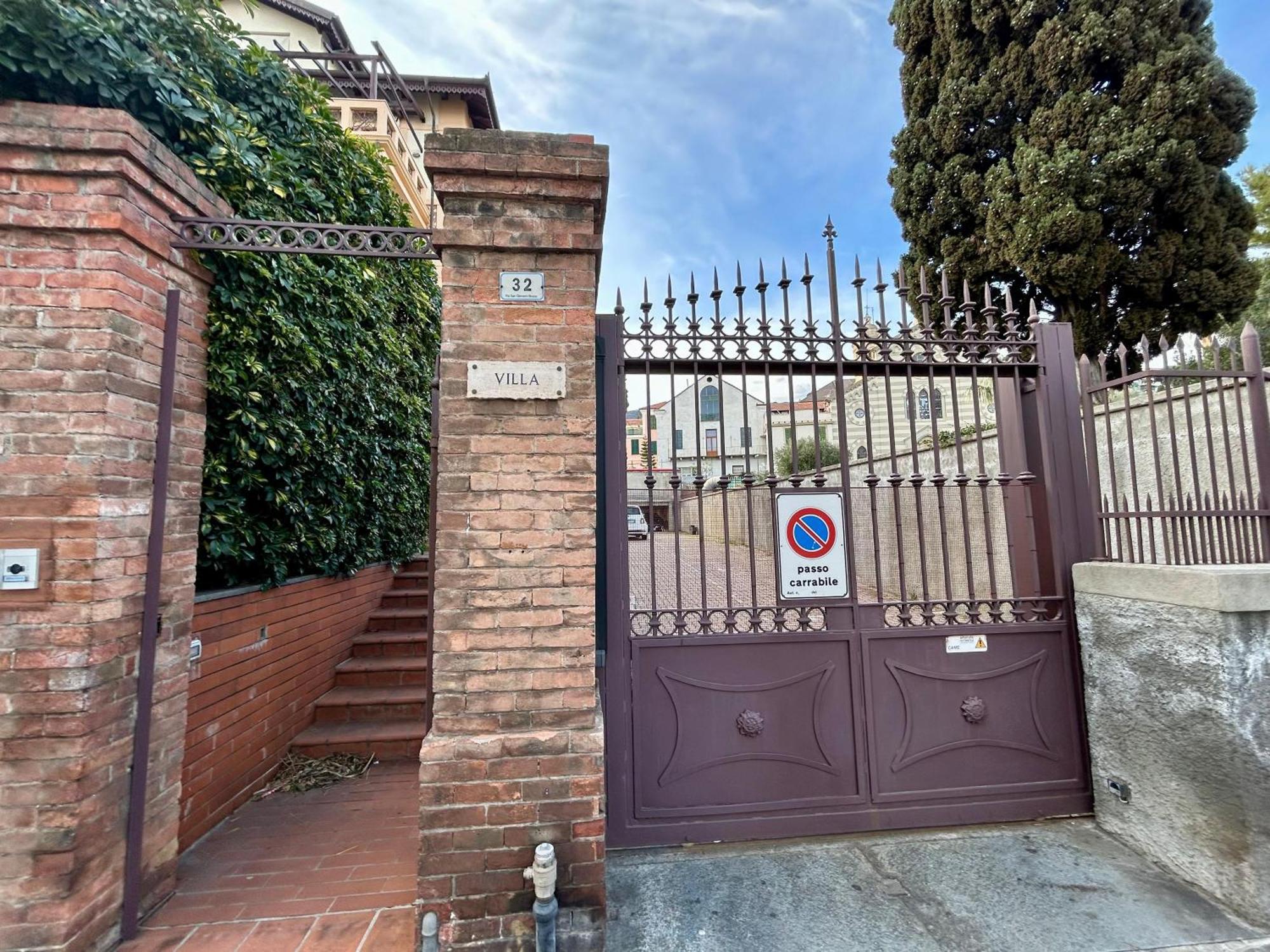 Villa In Alassio Centro *